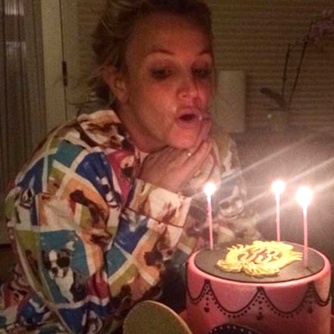 Britney Spears Birthday Cake Was Designed By Someone Super Special E Online